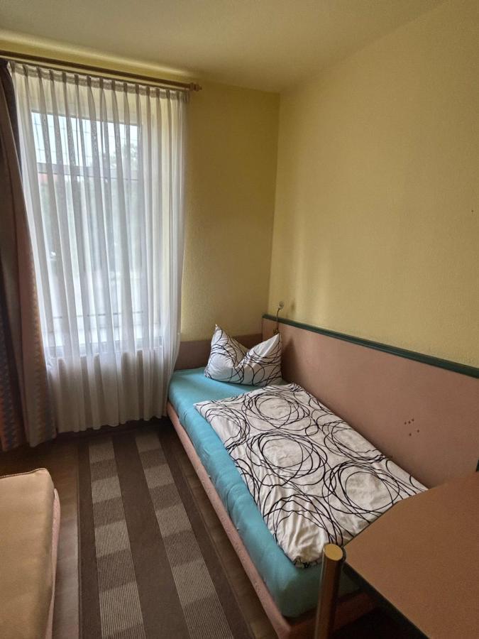 Single Room,1471354925:JPEG